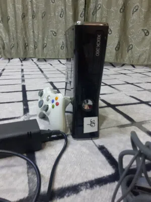 xbox 360 مع سبع اقراص