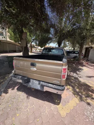 فورد F-150 بيك اب مستعمل موديل خليجي  جمال برونزي، أوتوماتيك، 4 مقاعد
