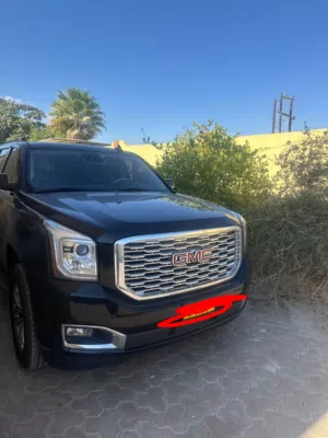 Used GMC Yukon in Al Batinah