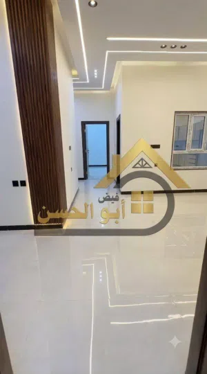 دار ارضي حديث للايجار في منطقة ياسين خريبط مساحة 200 م