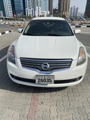 Nissan Altima 2009 gcc first owner