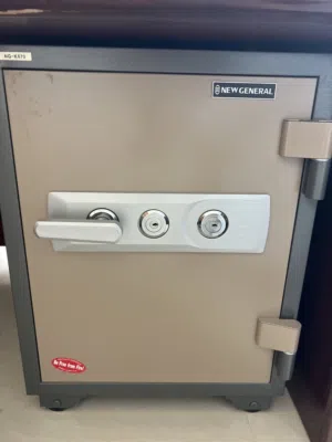 خزنة اموال ومستندات نيو جينرال الصنع مفتاحين