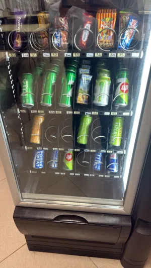 آلة بيع الذاتيه vending machine سنكاس