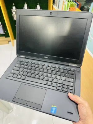 Dell 5250 laptop for sale