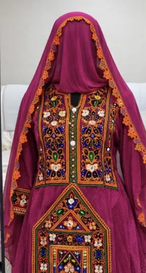 ملابس بلوشيه