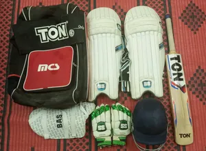 Cricket Kit for Urgent Sale