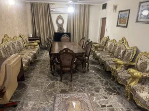 مجموعة اثاث غرفة جلوس بسعر مناسب جدا للتصفية