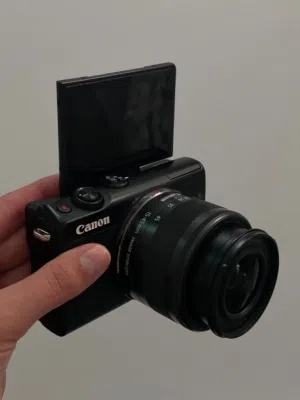 canon eos m200