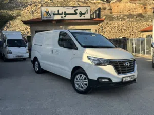 فان هونداي نقل بضائع (وارد كوري)وليس شركة جمرك حديث مع إمكانية الإستفادة من الفاتورة الضريبية 16٪