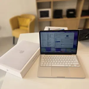Macbook Neo 512GB - Opened Box - كيبورد عربي