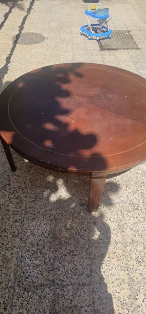 طاوله خشبيه للببع