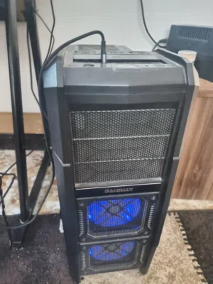 تجميعه للبيع للدراسه والعمل و الألعاب المتوسطه