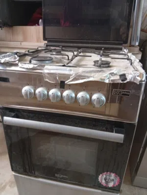 طباخ اربع عيون نظيف
