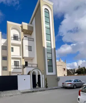 750 m2 More than 6 bedrooms Villa for Sale in Tripoli Souq Al-Juma'a