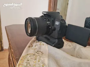 DSLR Cameras . Canon . Used0