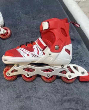 سكوتر بحالة جيدة جدا استعمال مرتين فقط بتكبر وبتصغر من 38 ل42