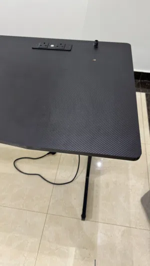 طاوله للبيع