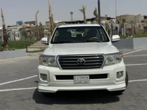 تويوتا لاندكرونز GXR 214