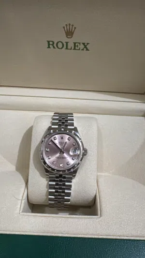 Rolex . Analog Quartz . Pink . New3