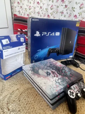 Ps4 2tb 1tb game and 1tb external brand new iam second owner with 2remotes jailbreak with hardisk