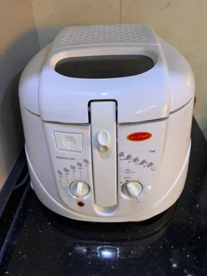 قلاية كهربائية بزيت ماركة ناشيونال دريم