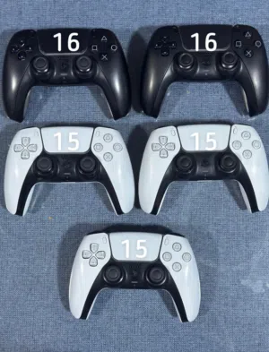للبيع كنترولرات ps5 اصليين نضاف