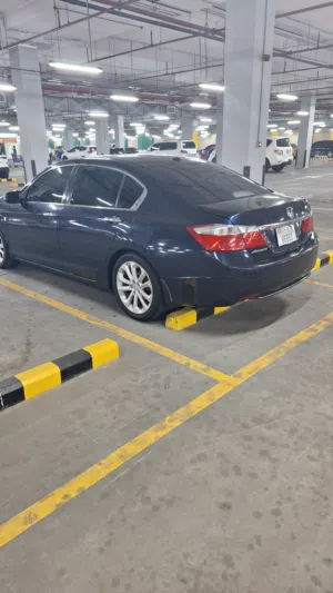 accord 2014 touring ready to drive negotiable in price for serious people