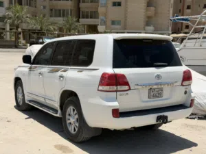 Used Toyota Land Cruiser in Hawally