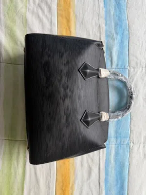 Black Louis Vuitton for sale in Amman