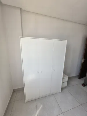 Used cabinet for sale 10 kd