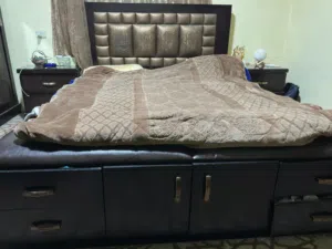 غرفة نوم خشب لاتيه بسعر لقطه