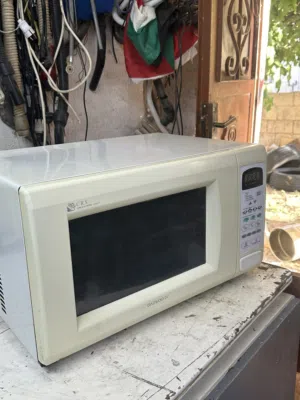 Daewoo 25 - 29 Liters Microwave in Amman