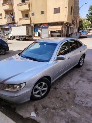 هيونداي جراند موديل  2008 محرك 2700 صالون. اوتوماتيك. جميع الكماليات عدا فتحة السقف و البصمة
