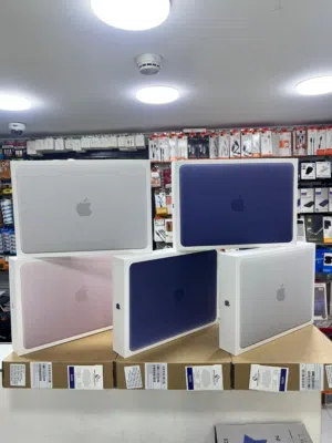 Apple MacBook Neo A18 Pro chip with 6‐core CPU and 5‐core GPU 8GB 256GB SSD