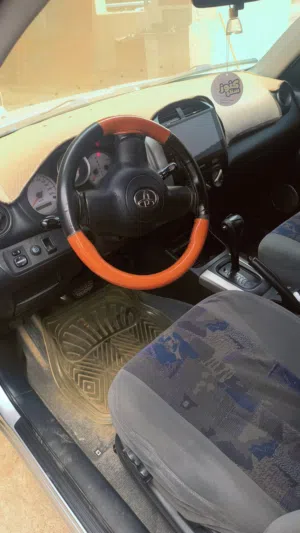 2005 Toyota RAV4 GX Hatchback - GCC Specs, Excellent Condition, Fully Equipped