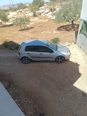 used-volkswagen-golf-in-nablus