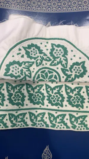كمة خياطة عمانية