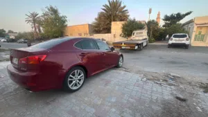 لبيع لكزس اي اس350. موديل2006 لون عنابي السياره محتاجه أشياء بسيطه مثل قفل الباب جانبيل أشياء بسيطه