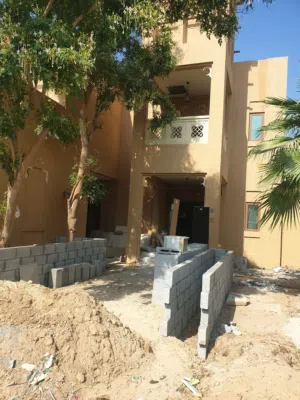مقاولات بناء ملاحق ملحق اعمال صبغ وجبس تركيب احجار حجر رخام سيراميك ماربل جرانيت villa renovation