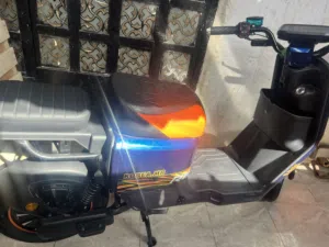 دراجه R11 ما مستعمله بس 3 اشهر