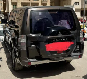 باجيرو 2017 للبيع
