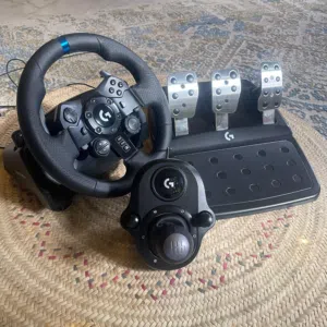 Logitech G923 مع الجير كامل  PS5 / PS4 / PC