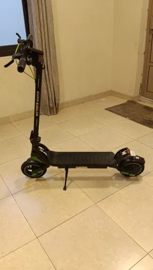 سكوتر كهربائي