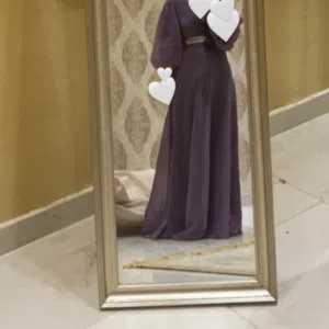 فستان سهرة للمناسبات وسهرات والاعراس (بنفسجي) مقاس M مناسب لوزن ضعيف الى متوسط الطول155/160