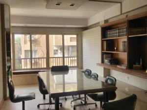 شقة بالمهندسين سكني أو اداري