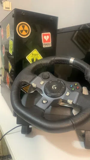 السلام عليكم الدركسون اموره طيبه والجير اموره طيبه بعد ودوسات امورهم طيبه دركسون جير دوسات