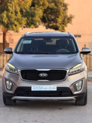 Used Kia Sorento in Tripoli