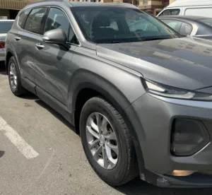 Used Hyundai Santa Fe in Hawally