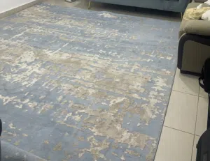 سجاده كبيره الحجم بحالة ممتازه استخدام 3 شهور