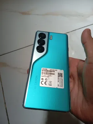 Tecno Camon 256 GB in Jeddah